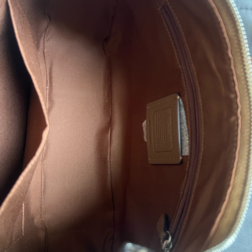 Coach Hobo Bag - Picture 4 of 8